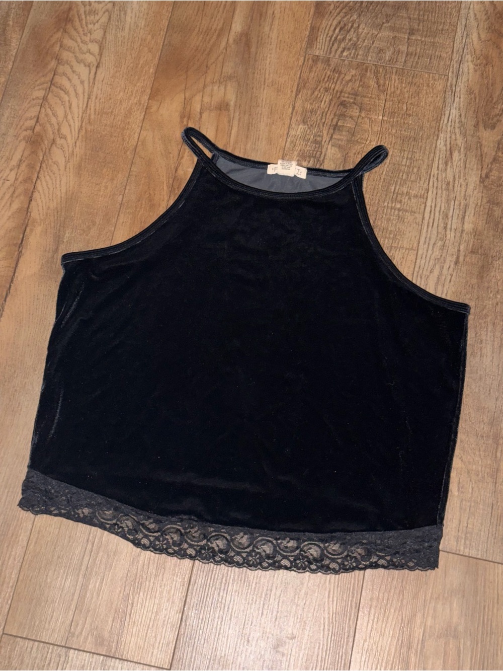 torrid festi stretch velvet high-neck cropped cami